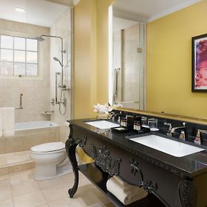 Executive King Room